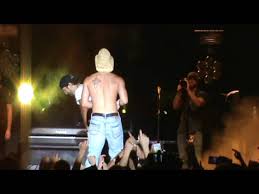 Luke Bryan Country Girl Shake It For Me Part 13 Live Youtube
