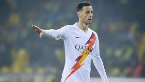 Нико́ла кали́нич — хорватский футболист, нападающий. Kalinic Says Now That He Does Not Want To Go To Besiktas And Wants To Stay In Roma Junipersports