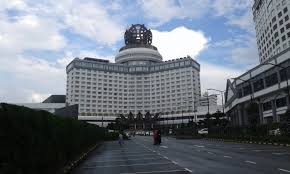 Find parking costs, opening hours and a parking map of hotel zachary 1100 w addison st as well as other parking lots, street parking, parking meters and private garages for rent in underground. 22 Best Genting Highland First World Hotel Genting Casino Monorail Kuala Lumpur Genting Cable Car Ideas Station Map Kuala Lumpur Train Travel