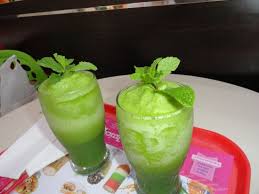 It offers variety of juices, including apple juice, cranberry juice and many others. Best Juice Shop Ever Review Of Juice World Dubai United Arab Emirates Tripadvisor