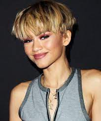 Zendaya Defends Her Decision To Work With Chris Brown Short Hair Styles Hair Today Chris Brown