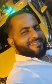 Pedro Certezas pega táxi após jogo e conhece os 'Bastidores da Luxúria'