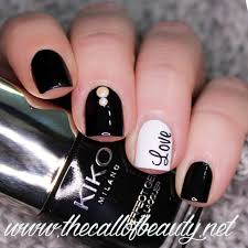 Black and white is a popular art scheme used in photography, which allows you to focus on shapes and patterns of light, avoiding if you ever wondered how black and white works in nail polish or want a stylish and classic look take a look at the collection of fabulous black and white nails designs. 15 Unique Black And White Valentine S Day Nail Art Ideas