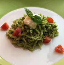 We did not find results for: Trofie Con Pesto Pomodorini E Stracciatella Trofie Pestobenedetta Parodi