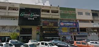 Office clerks are responsible for performing clerical and administrative duties in an office setting and support of business operations. Ss2 4sty Enbloc Shop Lot Most Busy Crowded Street Petaling Jaya Ss2 Petaling Jaya Selangor 6600 Sqft Commercial Properties For Rent By H K Ching Rm 28 000 Mo 29735863