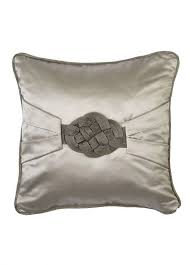 Koltuklarinizin Icin Yastik Tasarimi Tafta Kumas Kullanilmis Kenarlarinda Farkli Kumastan Fitil Uygulanmis Orta Kisminad Pillows Throw Pillows Bed Knot Cushion