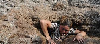 Bilgi, hacı bektaşi veli nerede, bektash, hacı bektaş veli alevimi, türbesi, tasavvuf nedir , bektaşilik, hacı bektaş türbesi delikli taş Hacibektas Ta Delikli Tas Izdihami