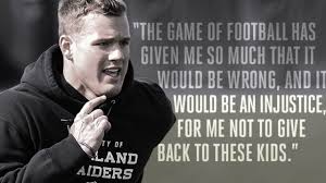 Let's get that out there just in case you watched the season opener i covered underwood (and even did a story on his charity work) in 2015, so i figured i would watch the. Colton Underwood Using Nfl Platform To Chase Uncommon Dreams
