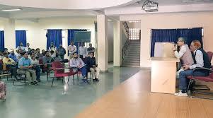 Temasek, visa, vertex ventures, atinum group of funds, beacon venture. Secretary Ayush On Twitter Secretary Ayush Interacting With The Faculty Members Of National Institute Of Unani Medicine Nium Bangalore Ayush Zindagirahekhush Https T Co X1ulq1hwth