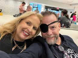 In loving memory of our dear friend, and Gallifrey One Kaffeeklatsches  staff member, Ed Comstock, who passed away overnight. All of us at  Gallifrey One send our thoughts and love to his