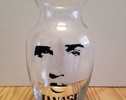 EP Inspired Vase ~ Presley ~ Valentine's Day ~ Graceland ~ Personalized  Vase ~ Nashville ~ Elvase Gifts ~ Flowers ~ Hound Dog ~ Love