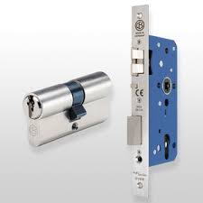 Today, we are discussing how to remove an entry mortise lock with a thumb latch on the exterior instead of a regular knob. Ces Mortise Locks