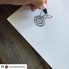 These pens consist of a thin brush, between 6mm to 20mm wide, with a head made of nylon or sable. How To Draw Flowers Using The Fudenosuke Calligraphy Pen Flower Drawing Calligraphy Pens Flower Illustration