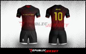 Desain baju futsal keren tentu saja menjadi idola bagi setiap pemain yang hendak membuat seragam futsal baru untuk dikenakan. Desain Baju Bola Custom Rj28 Wa 082 1114 11144