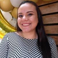 300+ "Liz Mabel" profiles