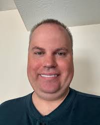 Fresh look. Been told to smile more. So thought I'd give that a try.