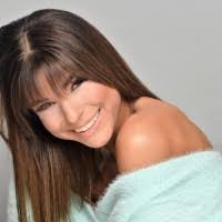 Amanda Perrella's Instagram, Twitter & Facebook