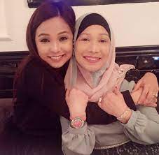Taib sayuti & adib yunus video editor: Biodata Nina Sabrina Anak Ismail Sabri Yaakob Iluminasi