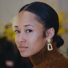 Jackie Martell's Instagram, Twitter & Facebook