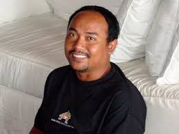 Fundraiser by Mark Librie : Helping our Friend Made as He Has Helped  Everyone