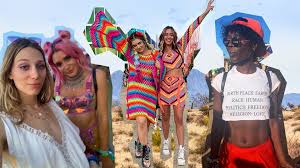 Music everything you need to know about the coachella 2019 lineup and schedule. 8 Coachella 2019 Trends Can T Miss Trends From Weekend 1 Stylecaster