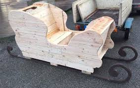 Traineau En Bois De Palette Decoration Noel Exterieur Deco Noel Exterieur Traineau En Bois