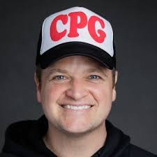 Glenn Fore's Instagram, Twitter & Facebook