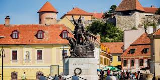 Eger pályázik az európa kulturális fővárosa 2023 cím elnyerésére. Nehany Evtized Es Negyvenezer Ev Debreceni Idoutazas Egerben Es A Bukkben Fotokkal Debrecen Hirei Debreceni Hirek Debrecen Es Hajdu Bihar Megye Hirei Dehir Hu