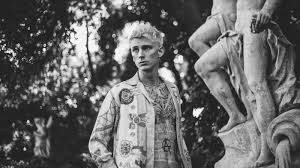 Machine gun kelly joins sandra bullock in thriller 'bird box'. Machine Gun Kelly Is Galore S First Straight Male Cover For A Reason We Stan