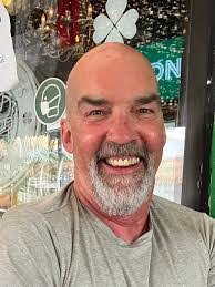 Lora Michaud's Instagram, Twitter & Facebook