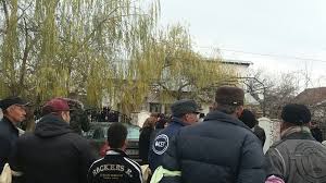 Read story fata de la metrou by fraguta (anuşca) with 34,961 reads. Foto Primele Imagini De La Inmormantarea Alinei Ciucu TanÄra UcisÄ La Metrou Libertatea