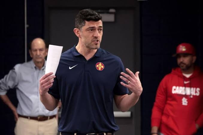 Q&A with executive Bloom: Cardinals must 'lead the way'