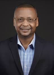 Amir Mustafa's Instagram, Twitter & Facebook