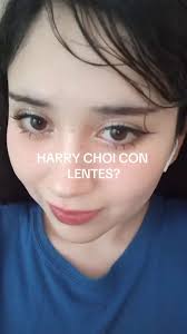 Pensando en Harry Choi con Lentes: Una Reflexión