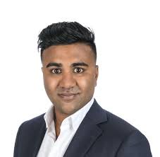 Meet the Elliott Scott HR team