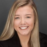 Loren Postma's Instagram, Twitter & Facebook