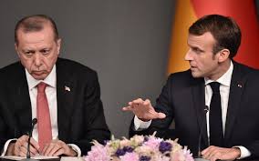 La turquie se portera candidate à l'organisation de l'euro de football 2024, a annoncé mercredi le la turquie déposera le 2 mars sa candidature pour l'euro 2024», a déclaré le patron du football une compétition internationale dans un pays dirigé par un dictateur qui joue double jeu avec les. Passe D Armes Macron Erdogan Pourquoi La Turquie Reste Membre De L Otan Le Parisien