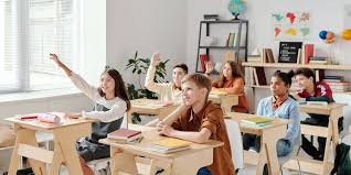 Bosan di Rumah? Simak Tradisi BTS (Back to School) di 10 Negara! | EF Blog