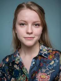 MEET THE TEAM Gillian Roberts- Scenic Artist Gillian Roberts is a  multidisciplinary artist and actress from Cork. Recent costume design  credits include The 25th Annual Putnam County Spelling Bee(dir Michael  Greene, Rory