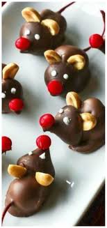 Chocolate Cherry Mice The Cutest Little Christmastime Treats In 2020 Chocolate Cherry Delicious Desserts Chocolate Mouse