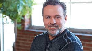 Jason Bays's Instagram, Twitter & Facebook