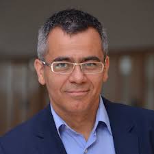 Daniel Loewe's Instagram, Twitter & Facebook