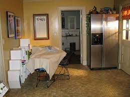 Pin On Modern Family Set Photos