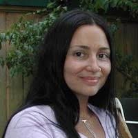 8 "Tess Howell" profiles