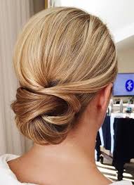 Whether your hair length is long or medium, a gorgeous and easy updo is just a few bobby pins 50 easy and beautiful updo hairstyles. Updos Hairstyles Are Always Trendy And Popular And The Internet Is Full Of Gorgeous Updo Hairstyles All Updos Hair Styles Long Hair Styles Medium Hair Styles