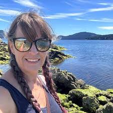 Sharon Berrier's Instagram, Twitter & Facebook