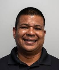 Carlos Lagos (Hablo Español)