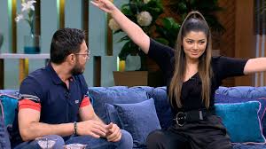 ليلى أحمد زاهر layla ahmed zaher. Ù„Ø¹Ø¨Ø© Ù‡ØªÙ…Ø«Ù„Ù‡Ø§ ÙƒÙ„Ù‡Ø§ Ø¶Ø­Ùƒ Ø¨ÙŠÙ† Ø§Ø­Ù…Ø¯ Ø²Ø§Ù‡Ø± ÙˆØ¨Ù†ØªÙ‡ Ù„ÙŠÙ„Ù‰ Ø²Ø§Ù‡Ø± Ù…Ø¹ Ù…Ù†Ù‰ Ø§Ù„Ø´Ø§Ø°Ù„ÙŠ Youtube