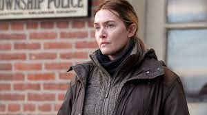 Сотрудница полиции расследует убийство и пытается спасти свой хрупкий брак. Serie Mare Of Easttown Mit Kate Winslet