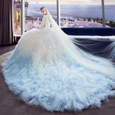 Brautkleider └ hochzeit & besondere anlässe └ spezielle anlässe └ kleidung & accessoires alle kategorien antiquitäten. Unique Weiss Farbverlauf Himmelblau Durchbohrt Brautkleider Hochzeitskleider 2018 Ballkleid Rundhalsausschnitt 1 2 Armel Ruckenfreies Applikationen Spitze